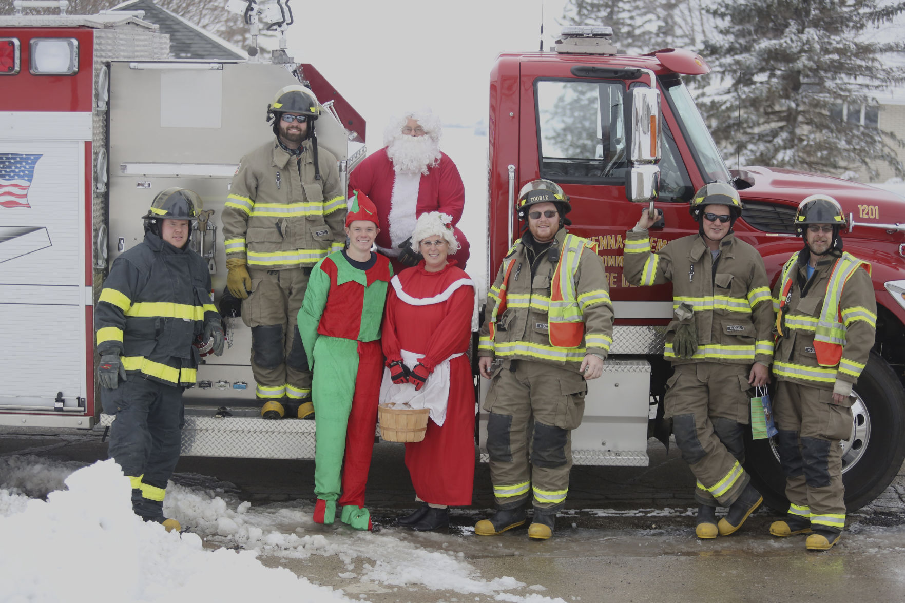 Santa visits New Vienna, Luxemburg